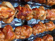 Charger et lire la vidéo dans la visionneuse de la Galerie, Poulet Roti Cacher Tiktok - Chez Victor- Berbèche